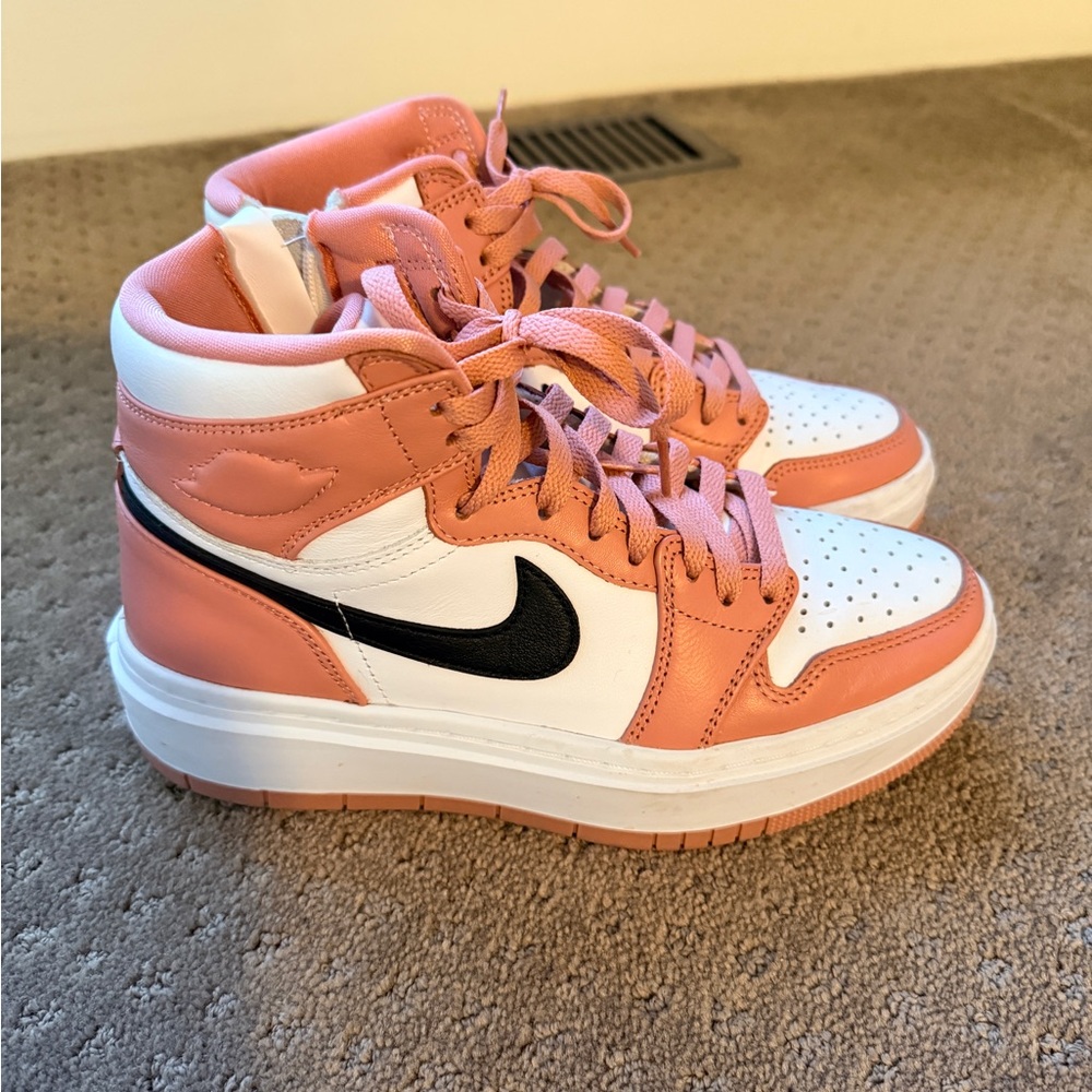 Women’s High-Top Nikes